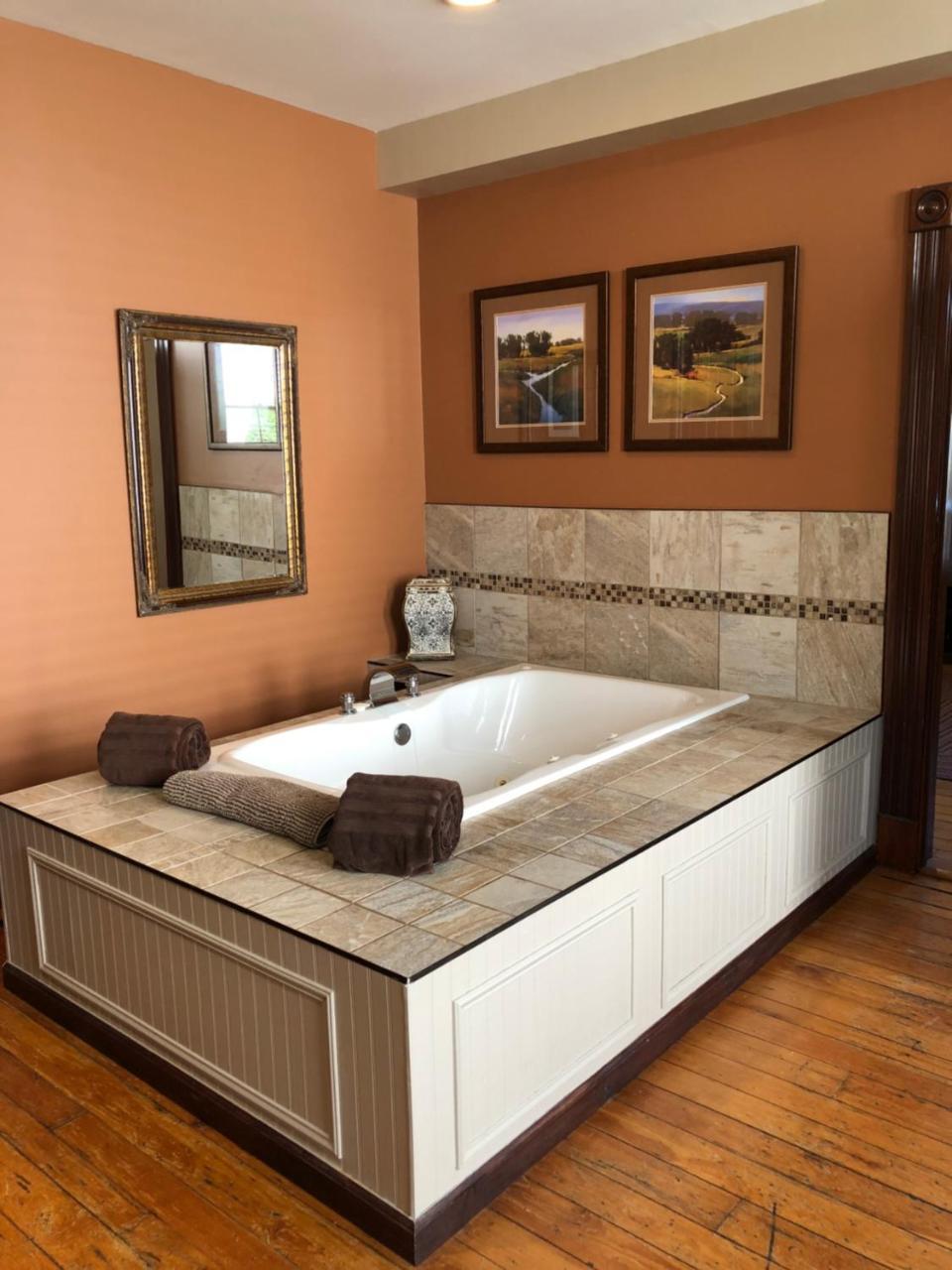 Weller Haus Bed, Breakfast & Event Center Bed & Breakfast Bellevue Bagian luar foto
