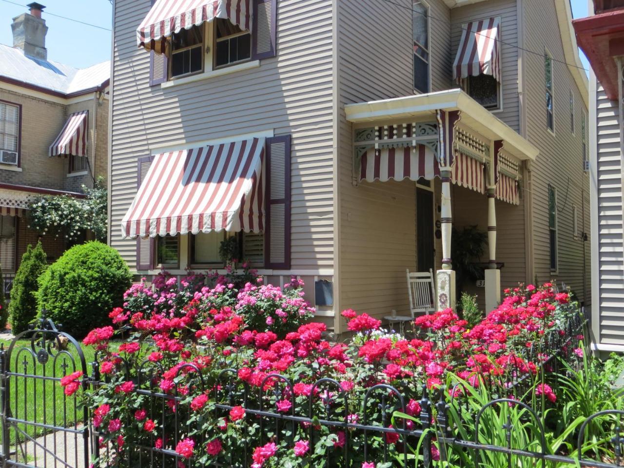 Weller Haus Bed, Breakfast & Event Center Bed & Breakfast Bellevue Bagian luar foto